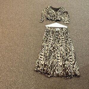 Anne Klein Two Piece set